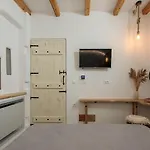 Apartment Boriadon Rustic Countryside Homes