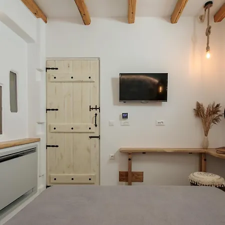 Apartment Boriadon Rustic Countryside Homes