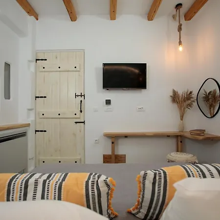 Boriadon Rustic Countryside Homes Naxos City