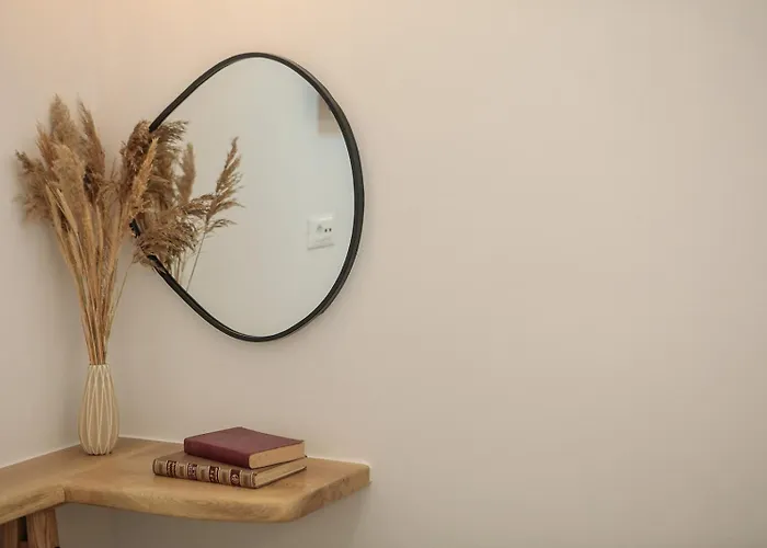 Boriadon Rustic Countryside Homes *