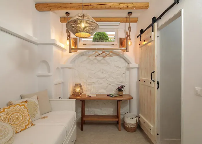 Boriadon Rustic Countryside Homes *